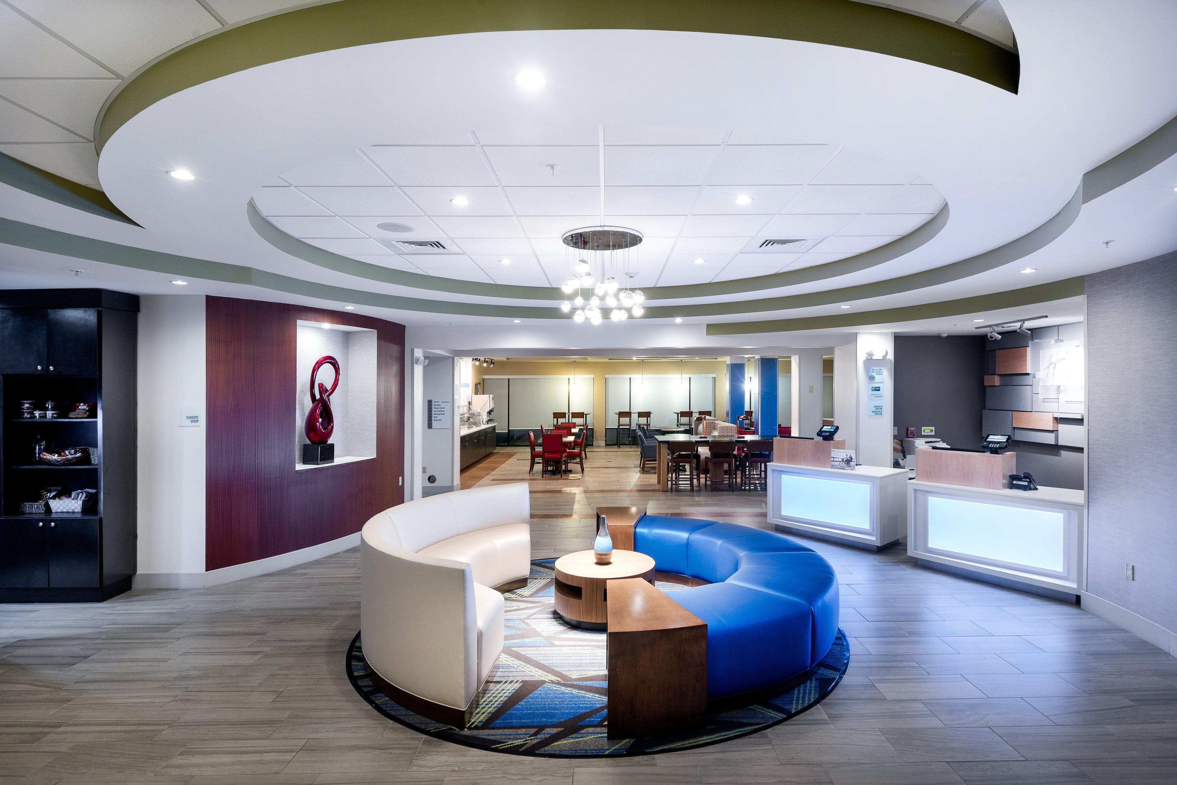 Holiday Inn Express & Suites Lakeland South, An Ihg Hotel Exterior photo