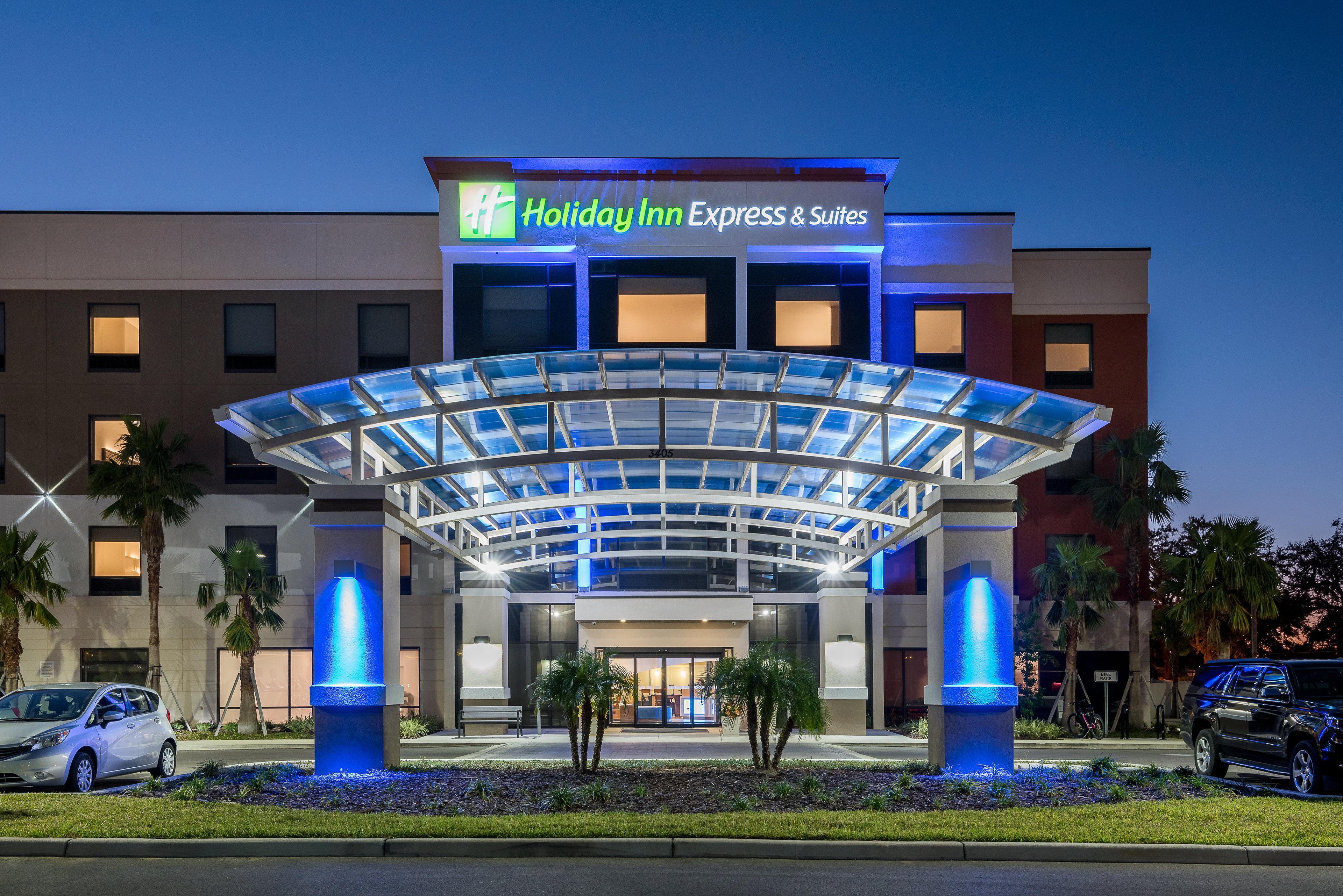 Holiday Inn Express & Suites Lakeland South, An Ihg Hotel Exterior photo