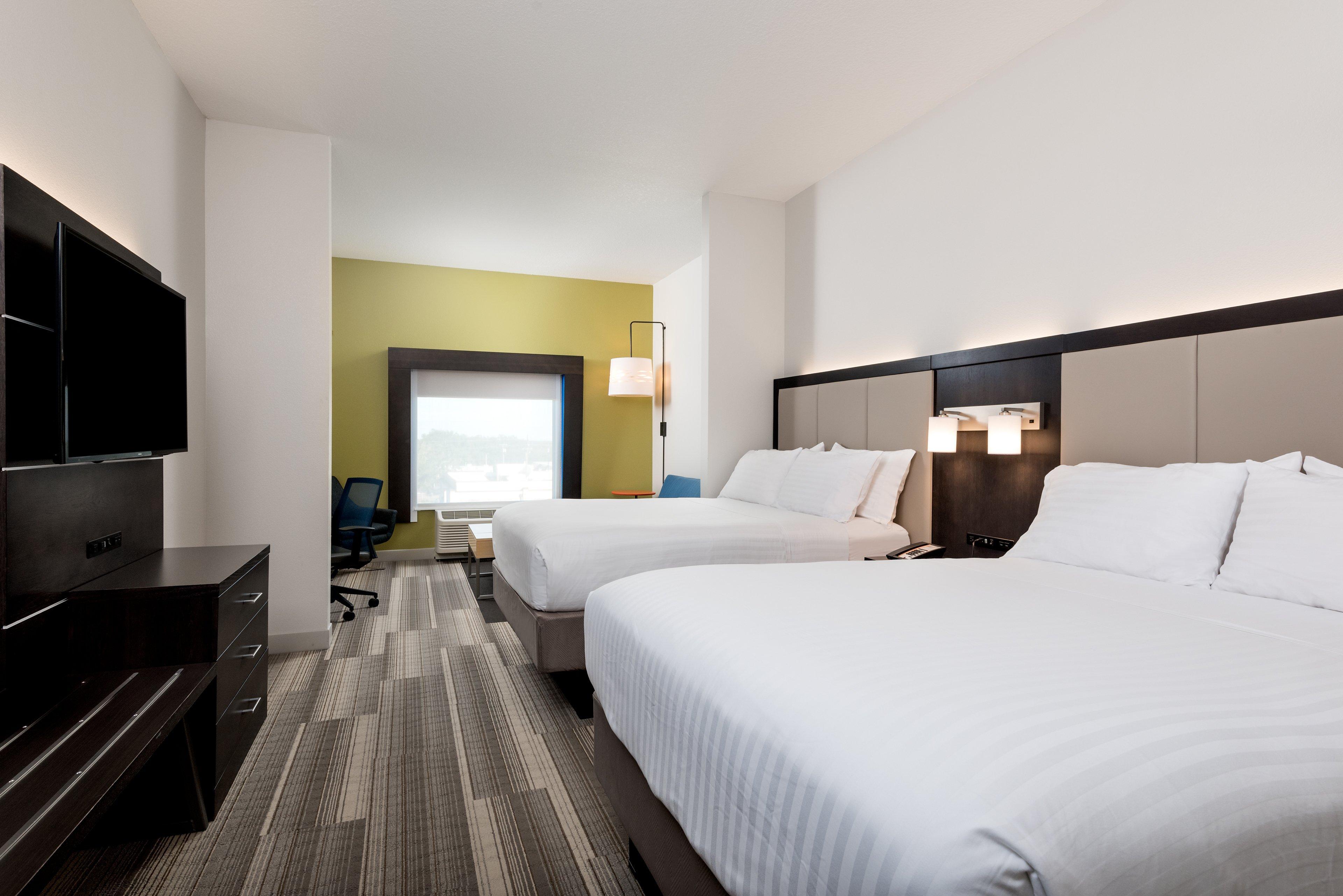 Holiday Inn Express & Suites Lakeland South, An Ihg Hotel Exterior photo